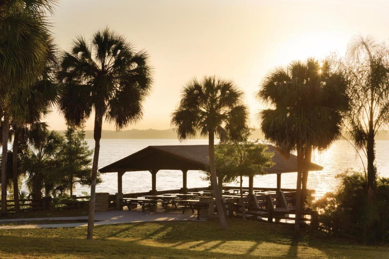 Hampton Inn & Suites Tarpon Springs Exterior photo